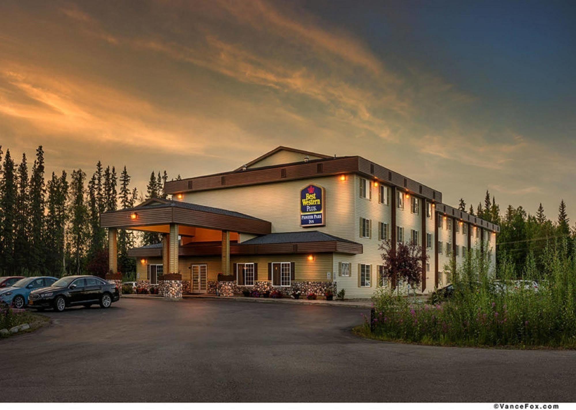 Best Western Plus Pioneer Park Inn Fairbanks Eksteriør billede